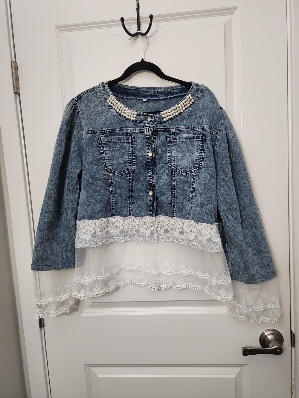 5/$30 Womens Denim Acid Wash Vintage Style  Button Shirt With Lace Trim